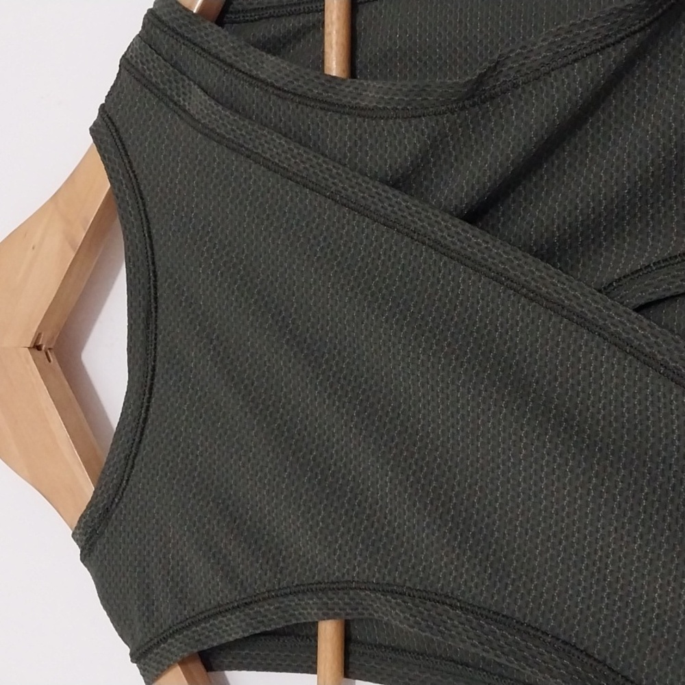 Lululemon Fast As Light Muscle Tank - Picture 4 of 7